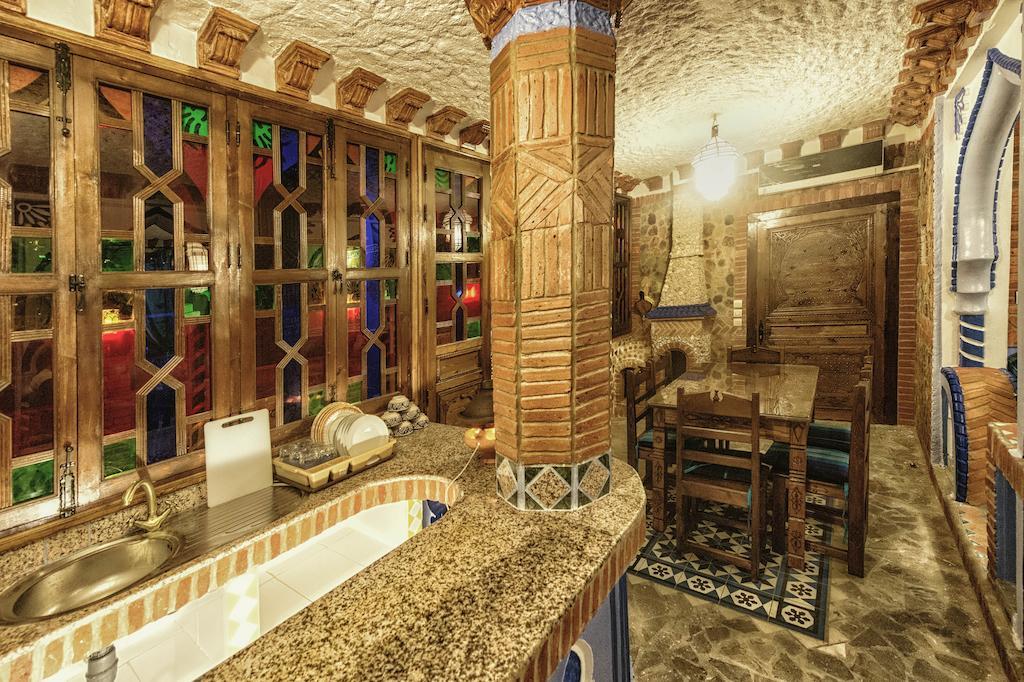 Résidence Hoteliére Chez Aziz Chefchaouen Szoba fotó